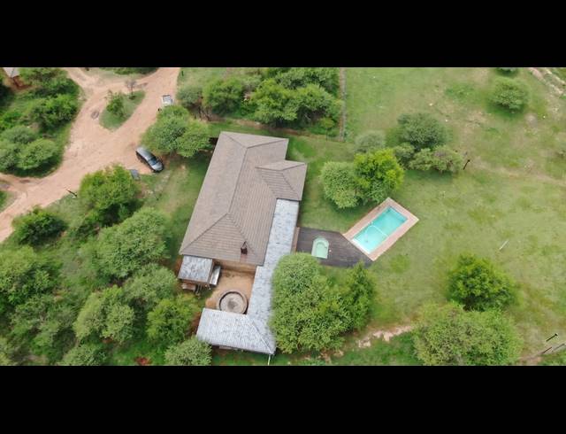 1,731M² LODGE FOR SALE IN DINOKENG GAME RESERVE